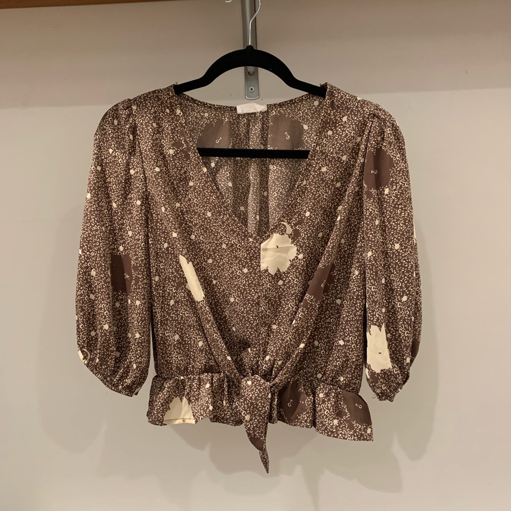 ⭐️ Sienna Sky Brown Floral Top ⭐️